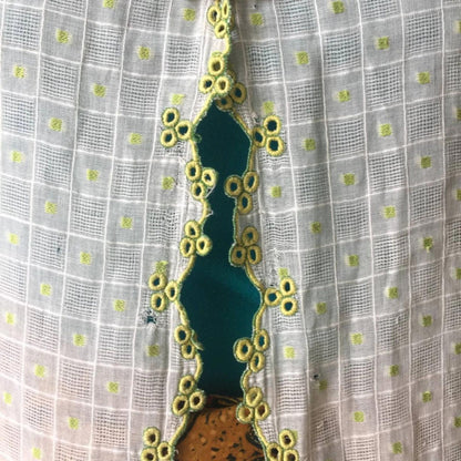 Vintage Indonesian White and Green Kebaya with Simple Circle Embroidery