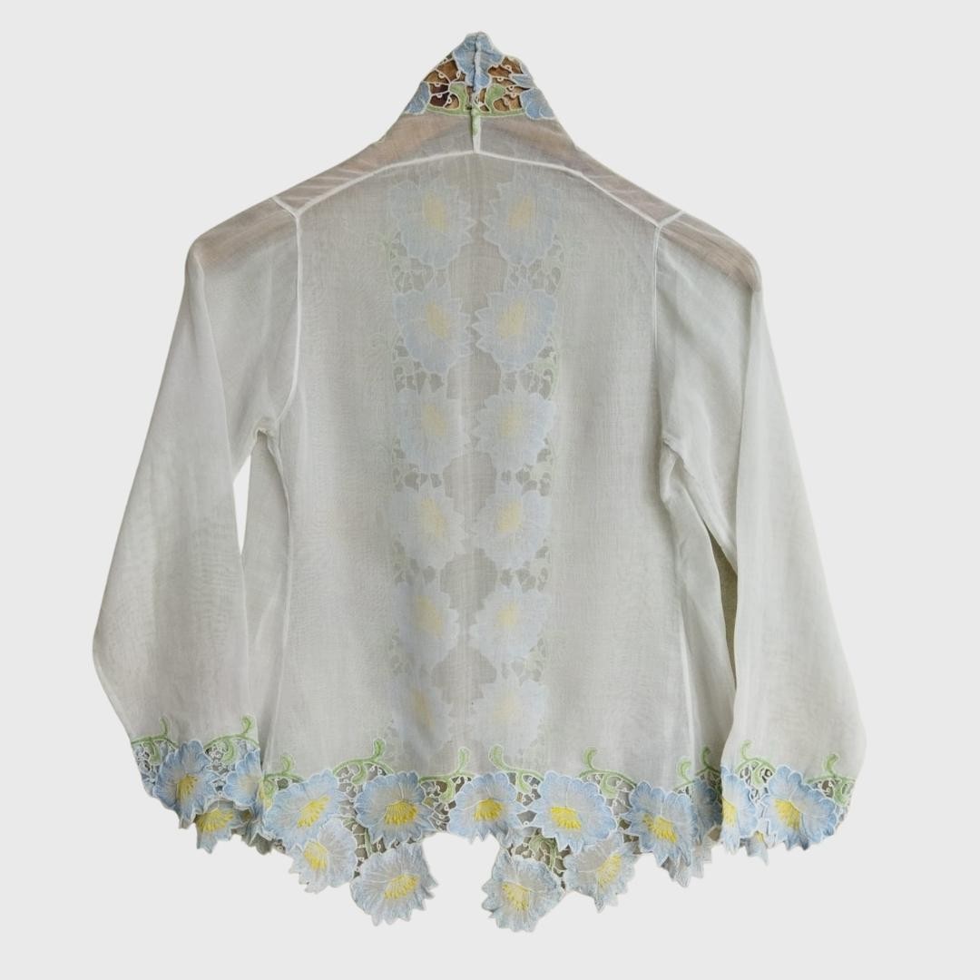 Vintage Broken White Soft Blue Encim kebaya