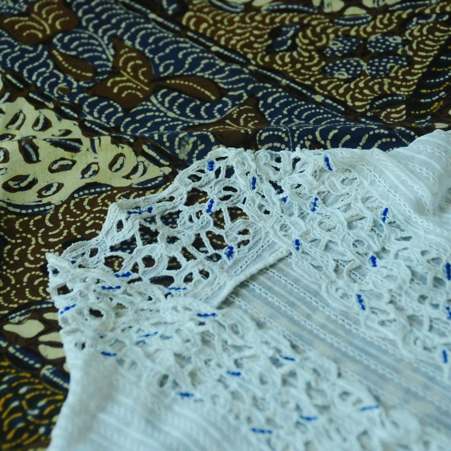 Vintage White Indonesian Kebaya with Diamond Embroidery Stripes Pattern and Blue Dots Kerancang Embroidery