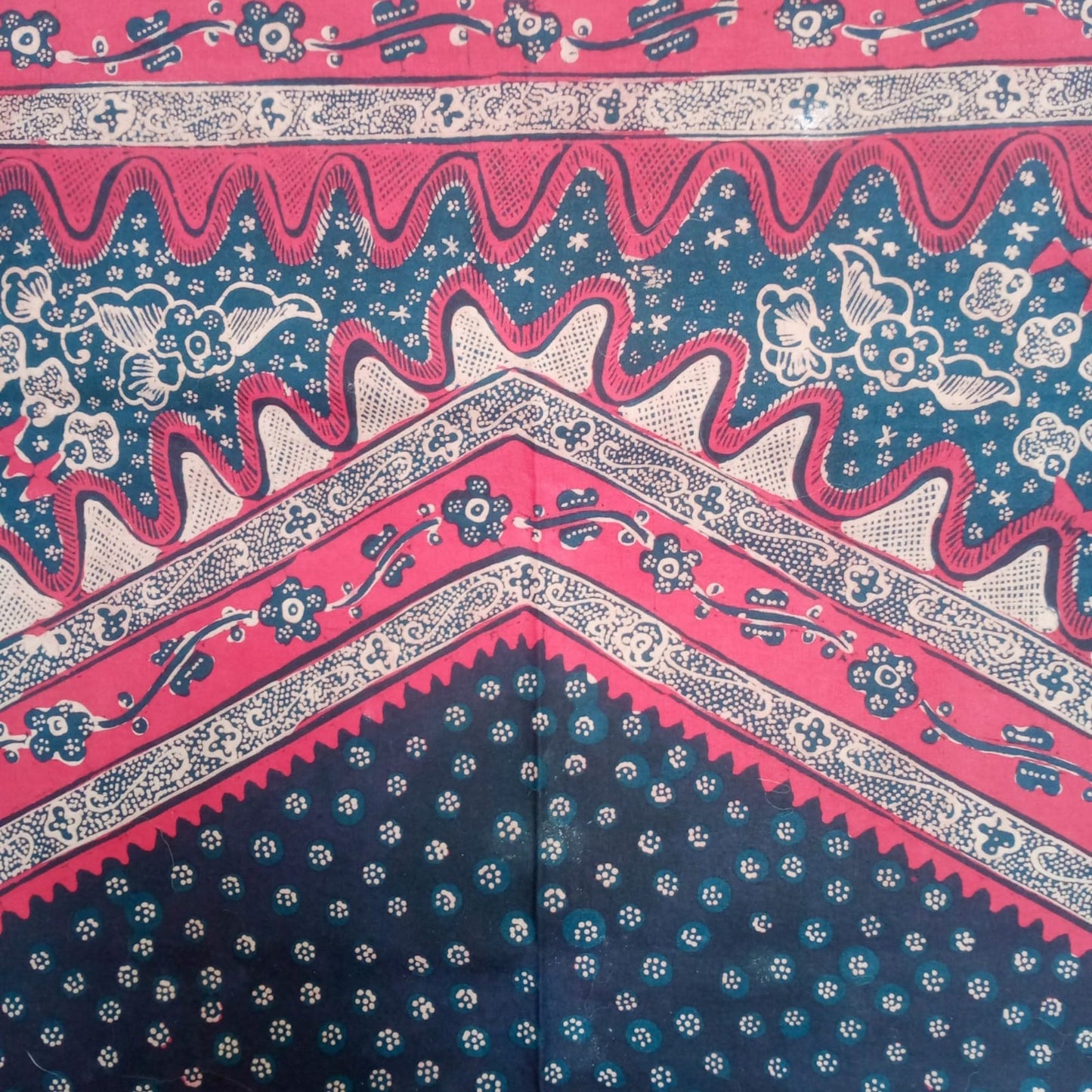 Jambi Keong Motif Batik