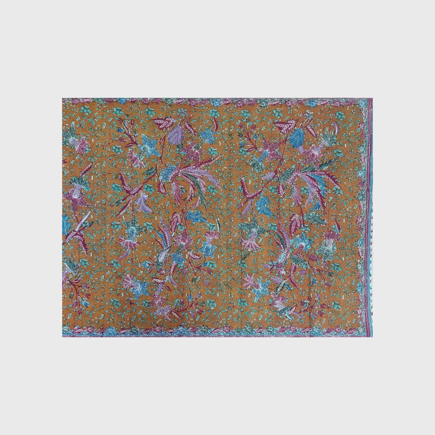 Vintage Indonesian Hand Drawn Batik Lawas Tiga Negri Semarangan Kain