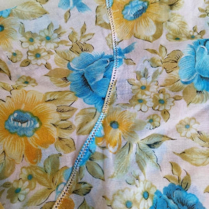 Kebaya Encim Bunga Kuning