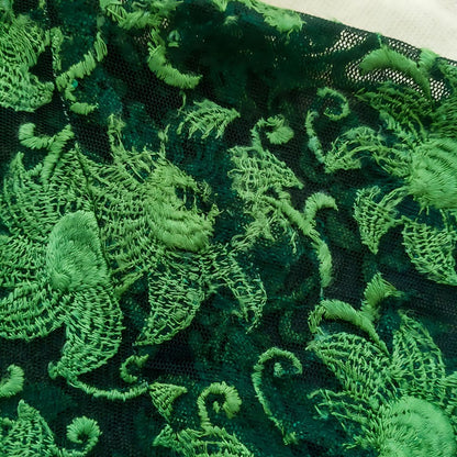 Vintage Green Floral Lace Kutubaru Kebaya