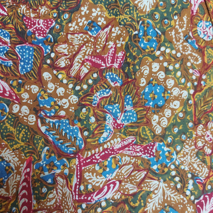 Indonesian Hand Drawn Javanese Saroong Batik Laseman