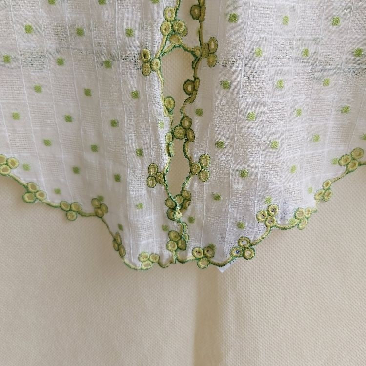 Vintage White With Square Texture Encim Kebaya