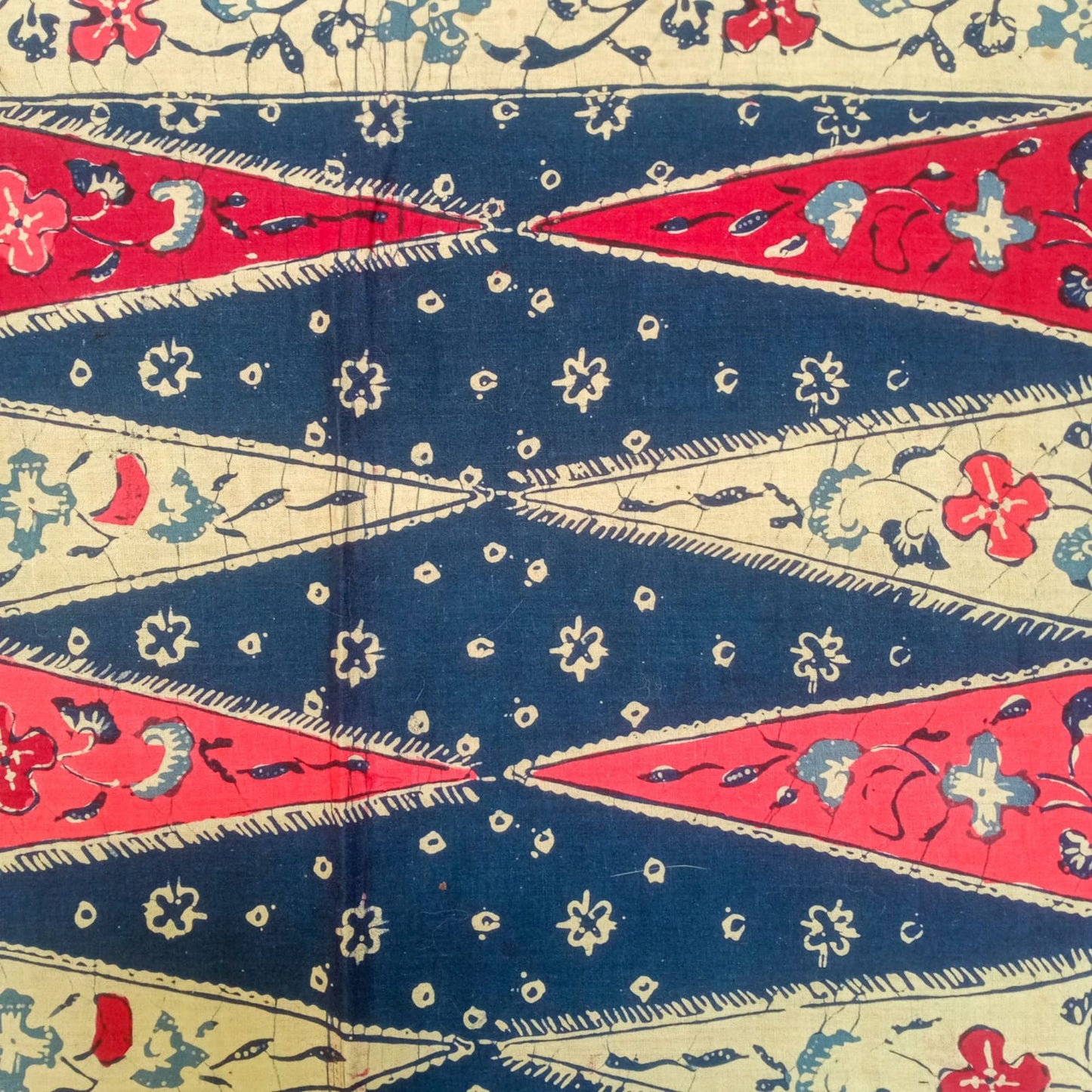 1980s Tumpal Pasung Lereng Saroong Shawl