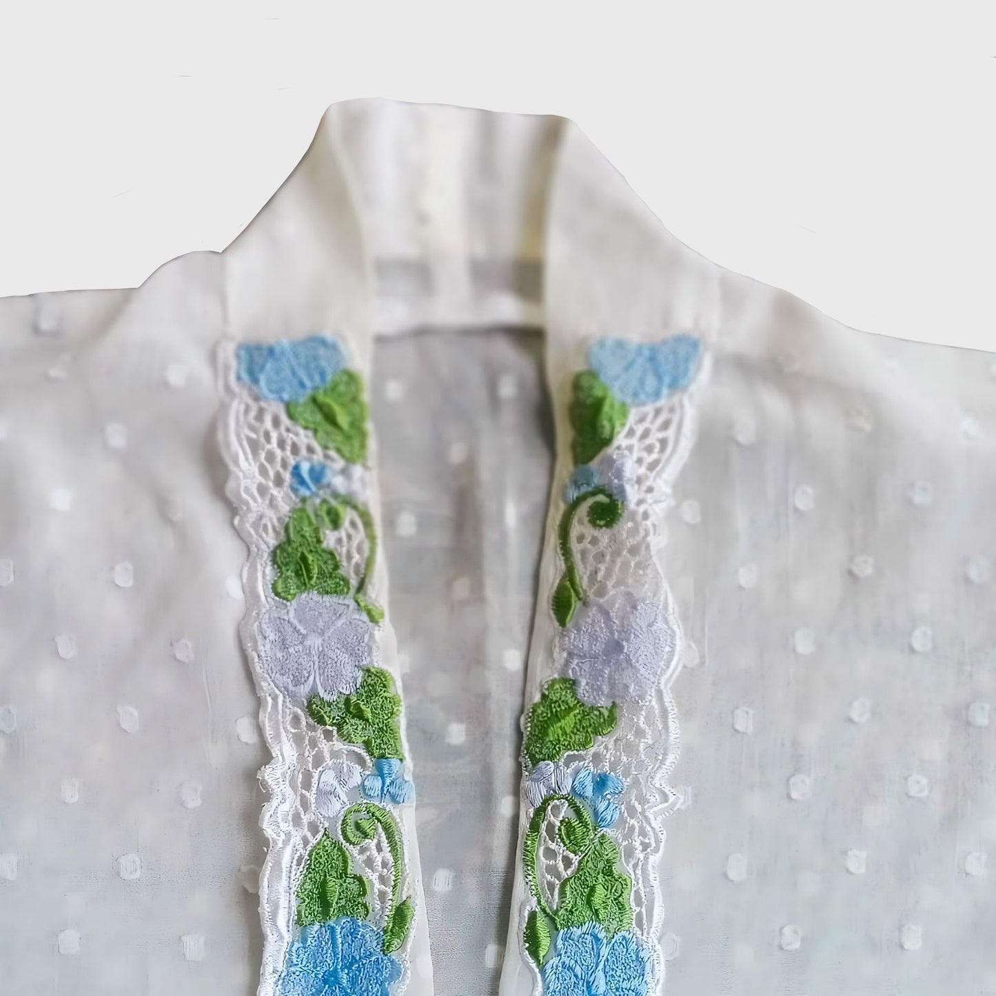 Vintage Broken White Simple Encim With Green Embroidery Kebaya