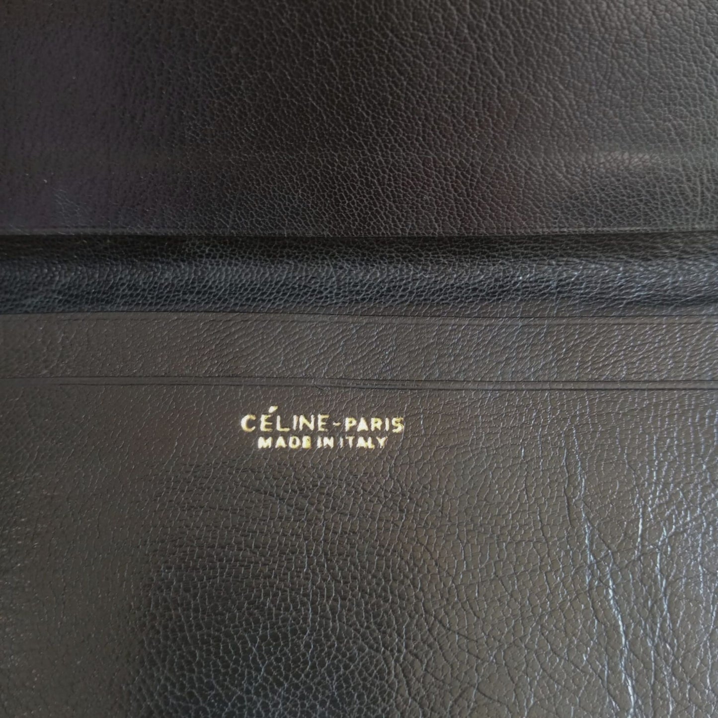 Vintage Carriage Logo Black Leather Long Wallet