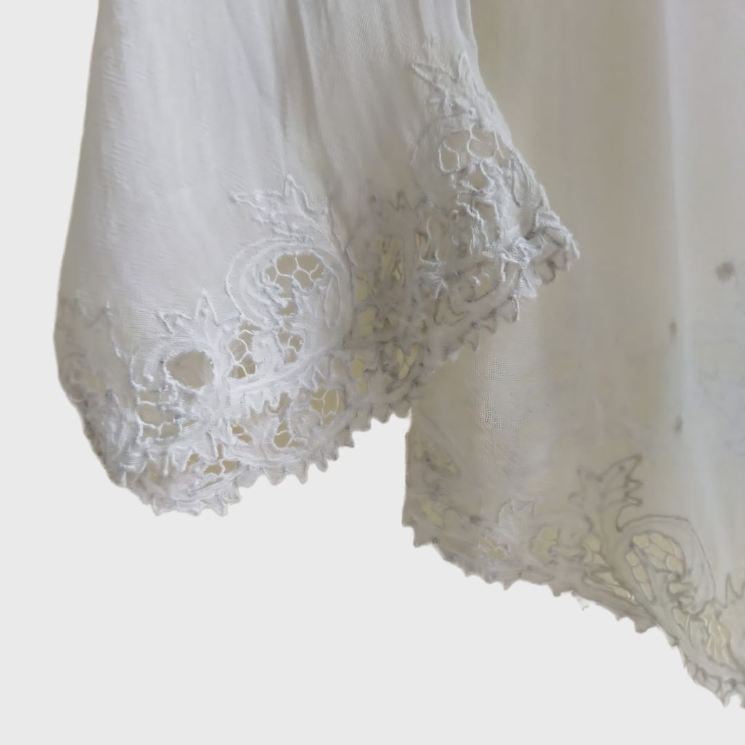 Vintage White Kerancang Kebaya