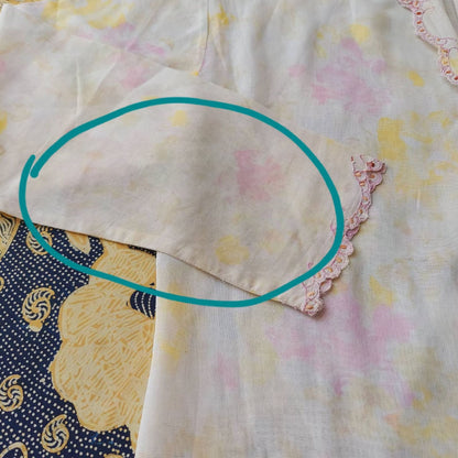 Vintage Kebaya With Yellow Rose Print