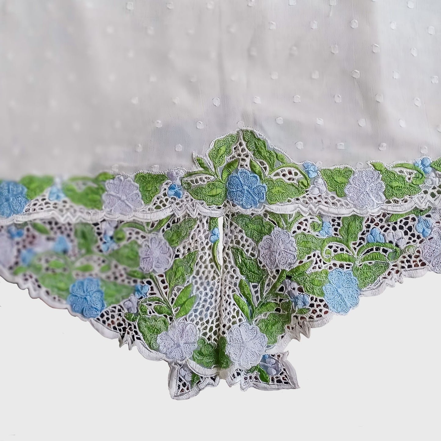 Vintage Broken White Simple Encim With Green Embroidery Kebaya
