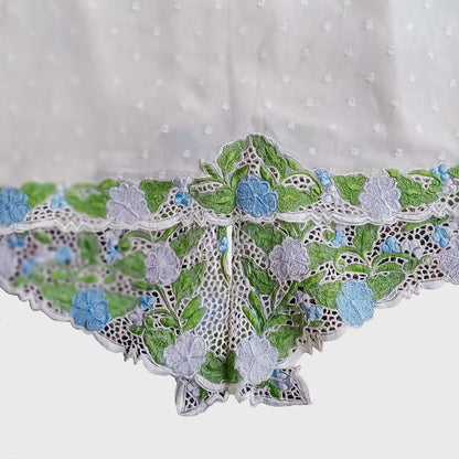 Vintage Broken White Simple Encim With Green Embroidery Kebaya