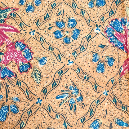 Classic Indonesian Hand Drawn Javanese Batik Tiga Negri Siang Swie Sidomukti Kain