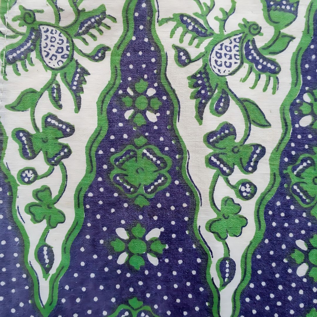 Vintage Green Parang Barong Shawl