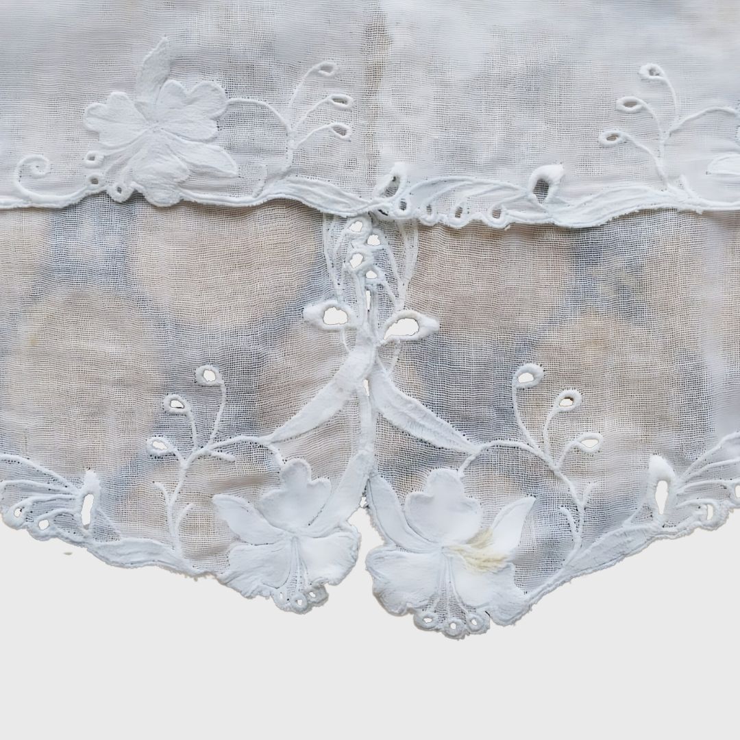 Vintage Broken White Kebaya Encim Flower Embroidery