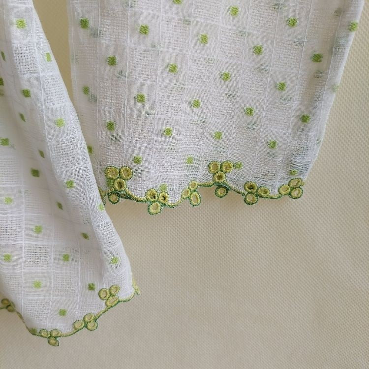 Vintage White With Square Texture Encim Kebaya