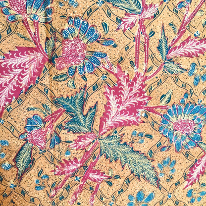Classic Indonesian Hand Drawn Javanese Batik Tiga Negri Siang Swie Sidomukti Kain