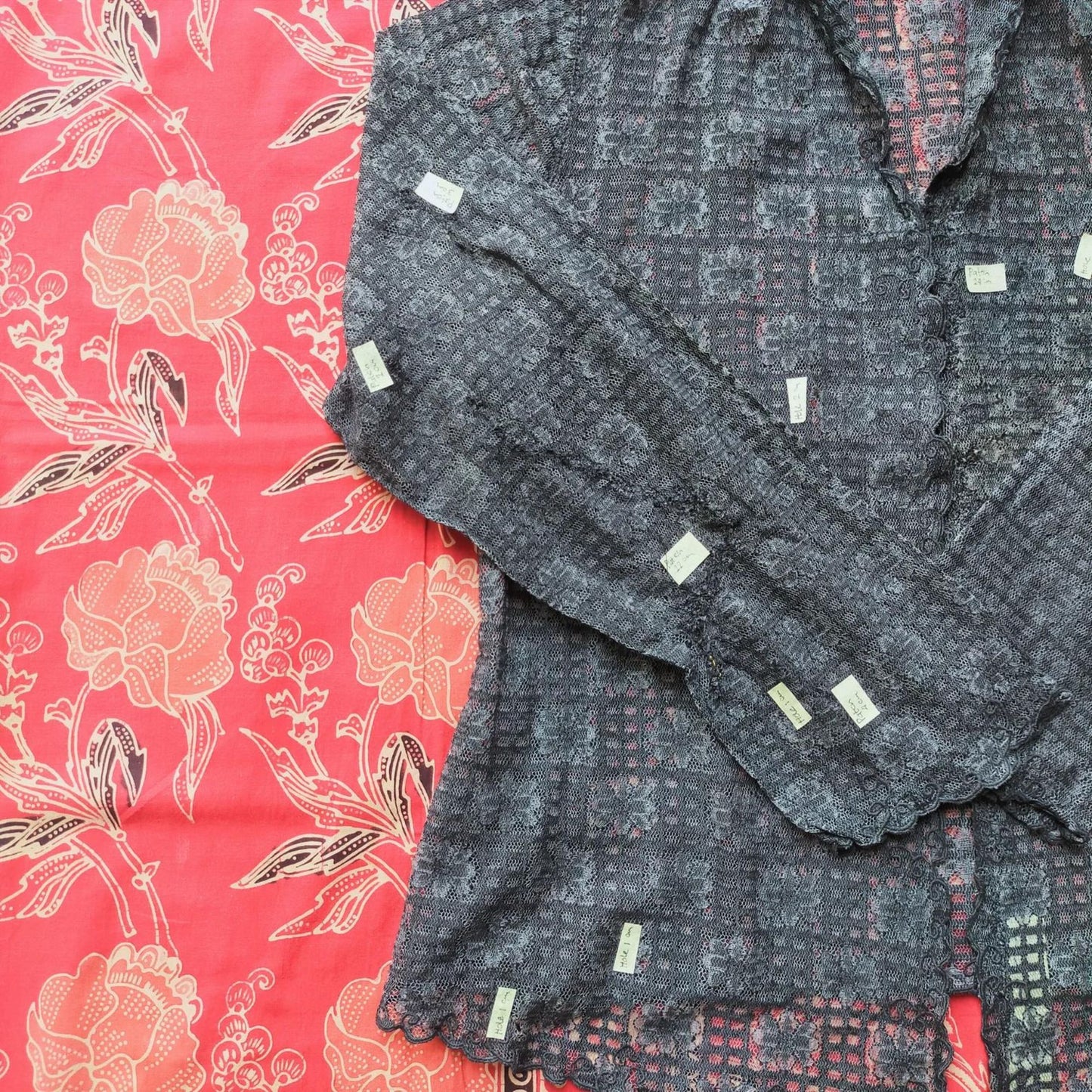 Vintage Black Grid-Flower Lace Kebaya