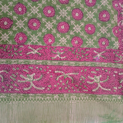 1980s Tumpal Pasung Kancing Flower Motif Batik Saroong Shawl