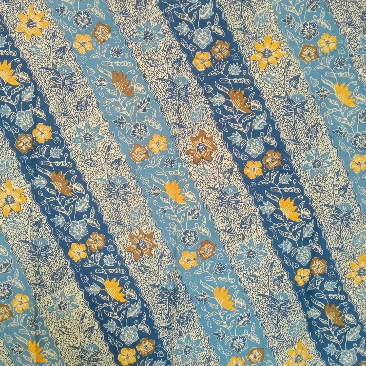 Indonesian Sogan Batik Saroong Shawl