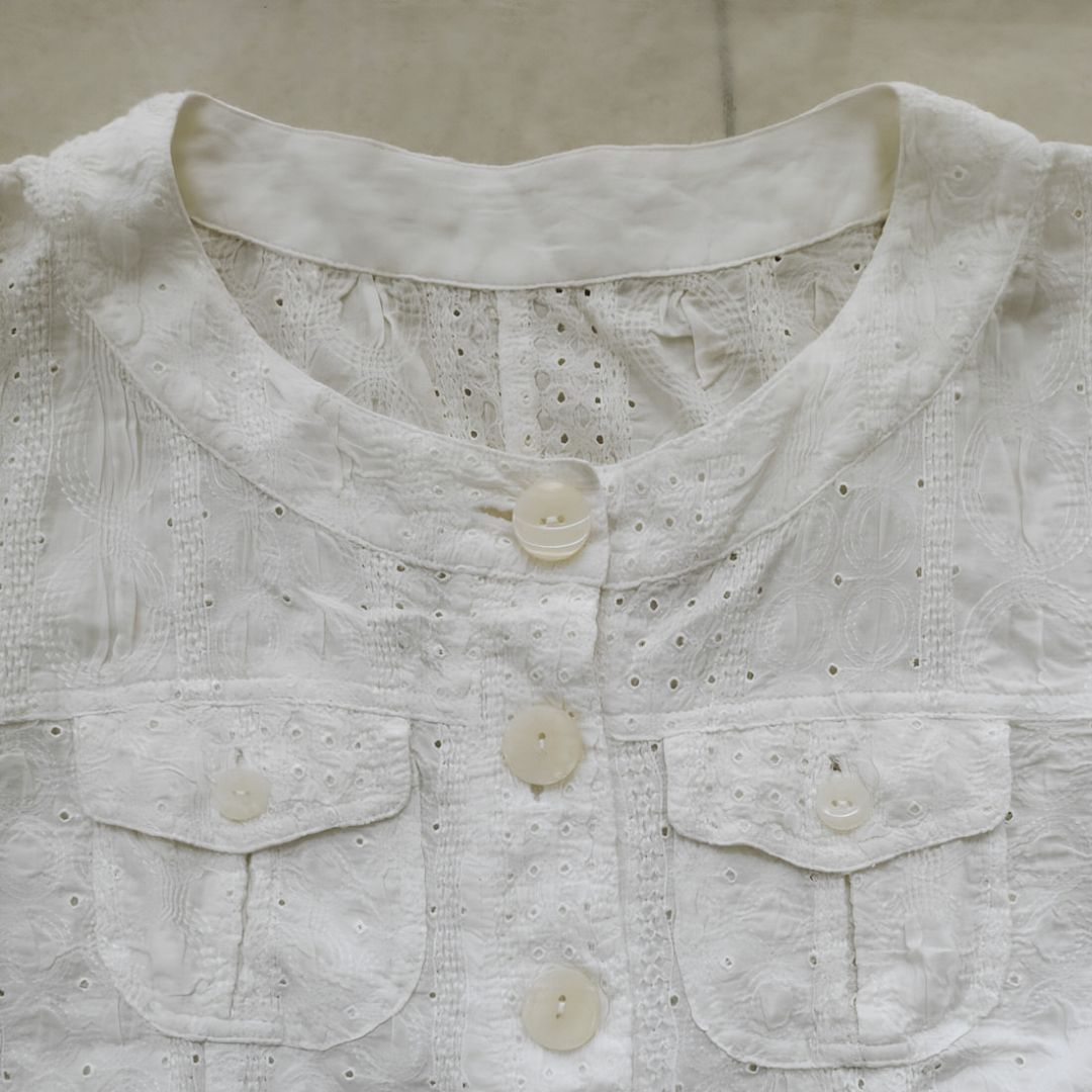 Vintage Broken White Embroidery Blouse