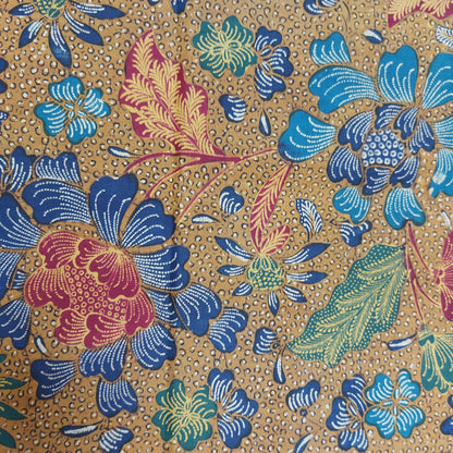Vintage Old Indonesian Hand Drawn Tiga Negri Semarangan Shawl