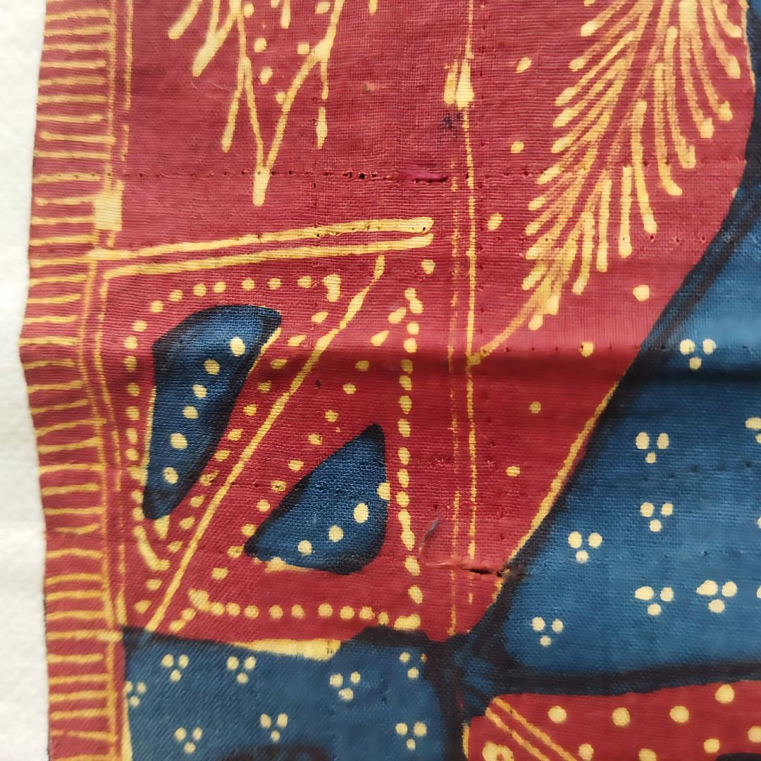 Vintage Goan Saroong With Cecek Background