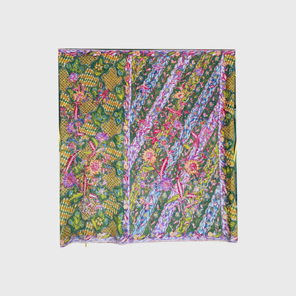 Vintage Peranakan Hand Drawn Tiga Negeri Sarong Batik in Green (Bianjoe) Sekarjagad (World of Flowers)