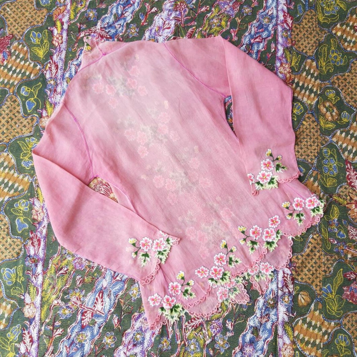 Vintage Indonesian Kebaya Encim in Pink with Pink Chrysanthemum Embroidery
