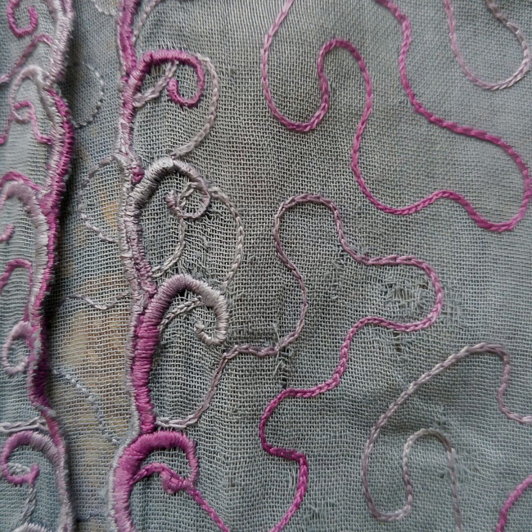 Vintage BlackWave Line Encim Kebaya