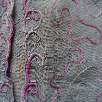 Vintage BlackWave Line Encim Kebaya
