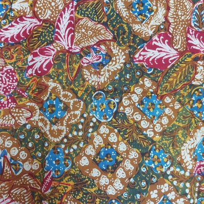 Indonesian Hand Drawn Javanese Saroong Batik Laseman