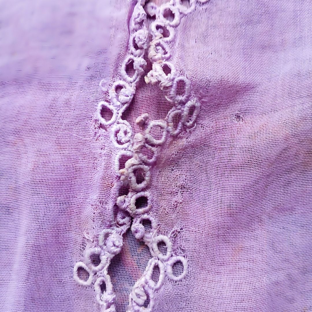 Vintage Purple Simple Round Encim Kebaya