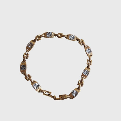 Oval Chain Bracelet with Silver Star Motifs