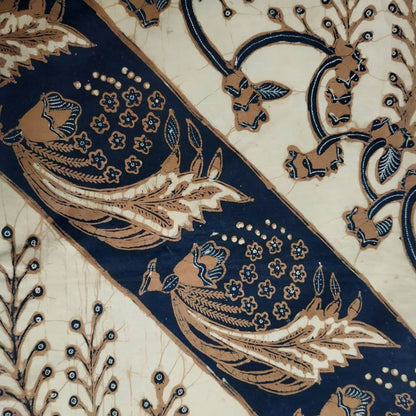 Vintage 80s Sogan Lereng Indonesian Batik