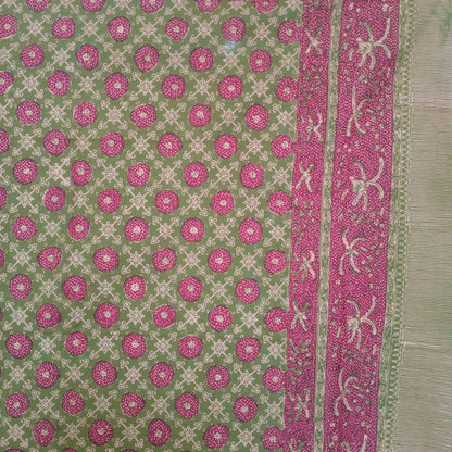 1980s Tumpal Pasung Kancing Flower Motif Batik Saroong Shawl