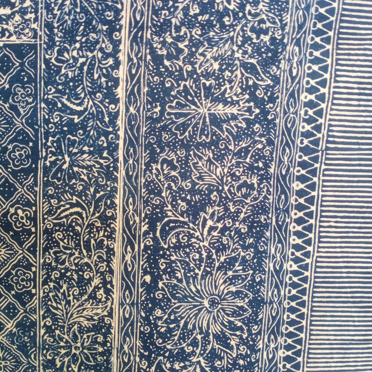 1980s Tumpal Pasung Blue Dandelion Flower Saroong Shawl