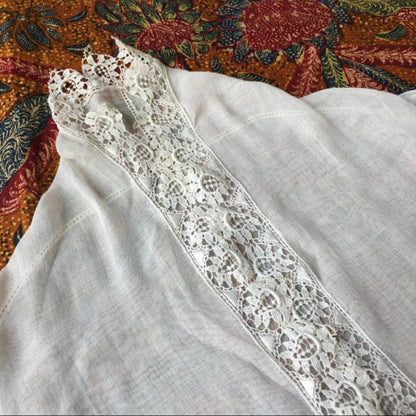 Vintage Indonesian Kebaya Krancang in White Ivory with Flowers Embroidery