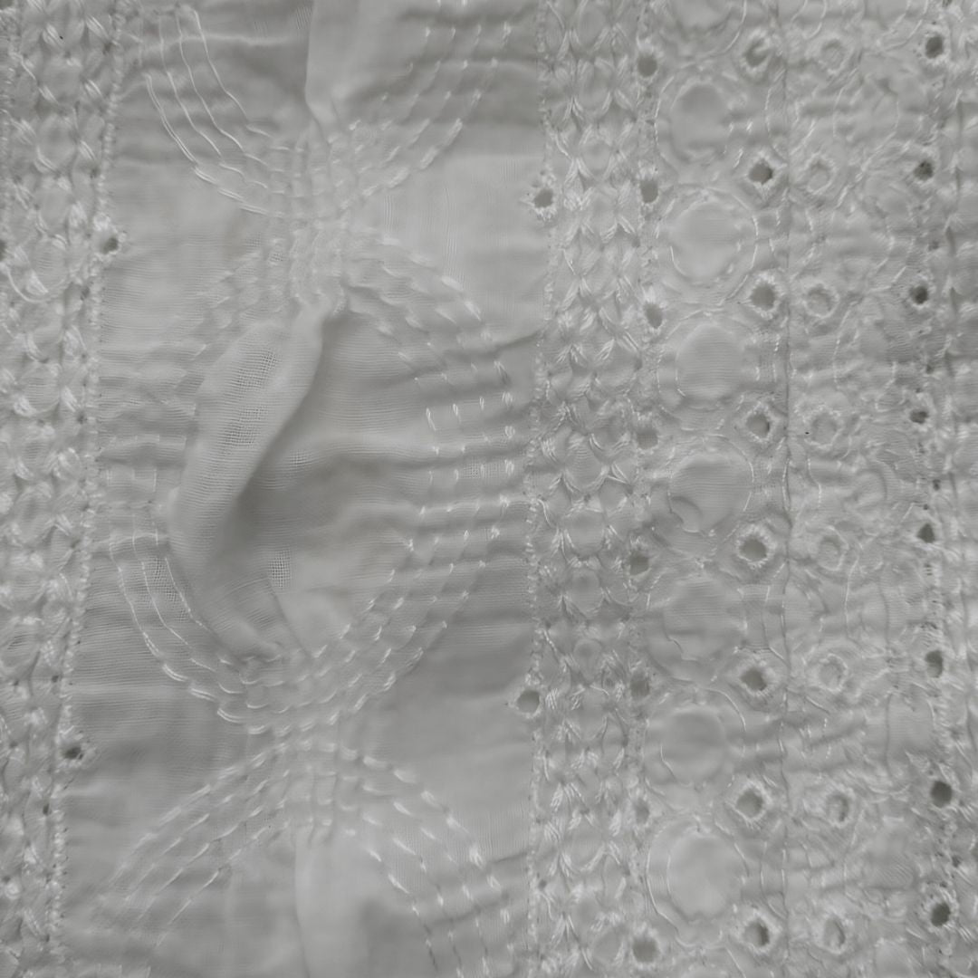 Vintage Broken White Embroidery Blouse