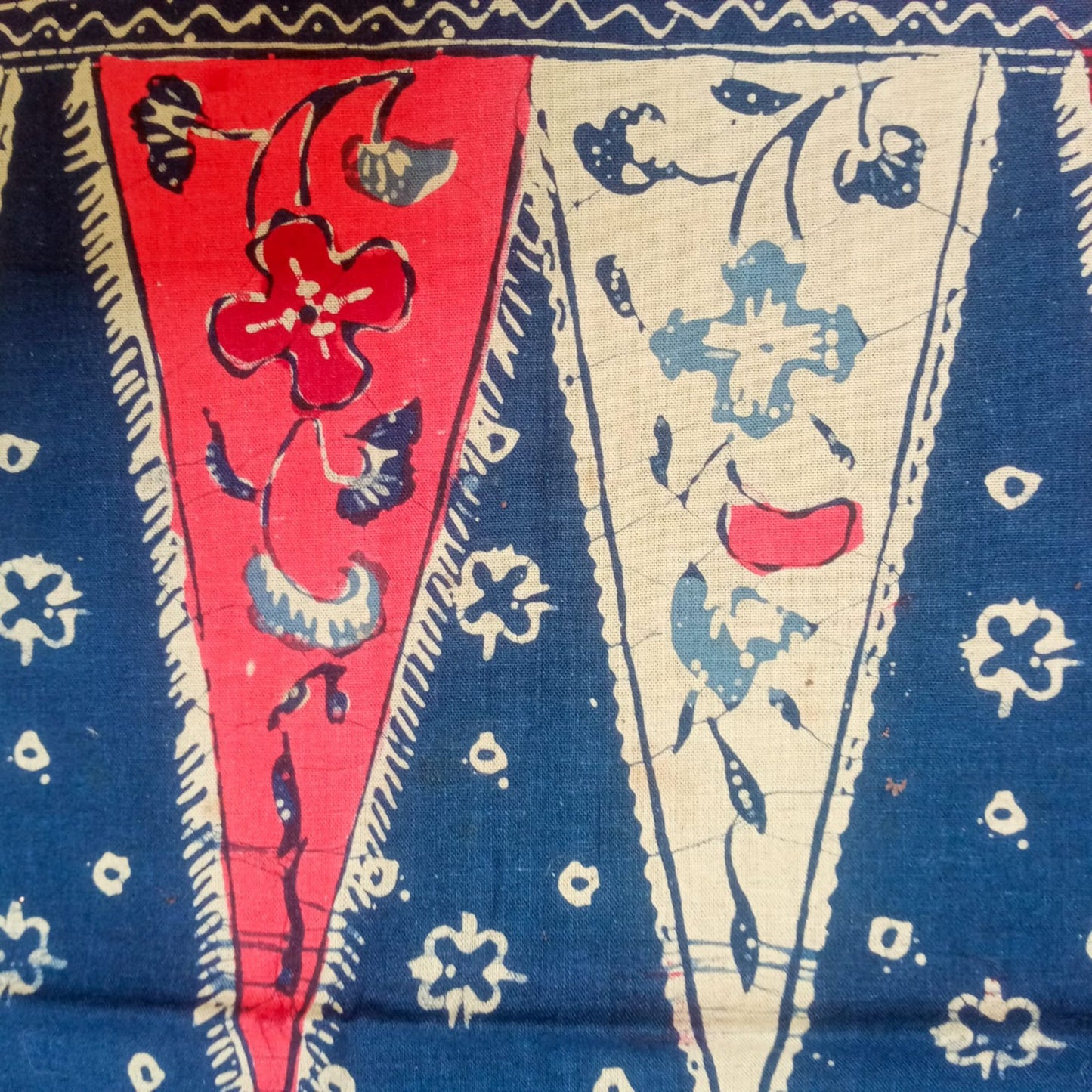 1980s Tumpal Pasung Lereng Saroong Shawl