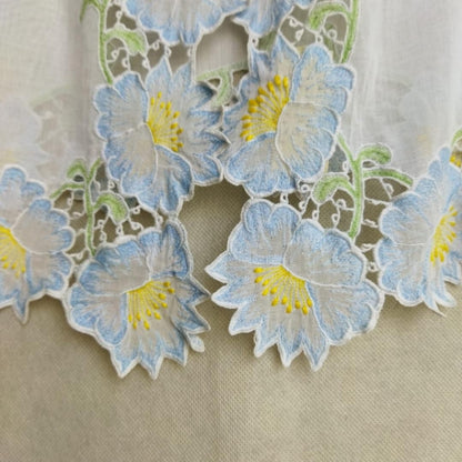 Vintage Broken White Soft Blue Encim kebaya
