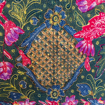 Vintage Indonesian Hand Drawn Dark Green Batik Hand Drawn Green Batik Tiga Negri Biantjoe Sign by Tjoa Siang Gwan